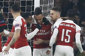 arsenal celebrate eur rennes