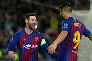 messi suarez celebrate
