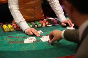 Online Pontoon Blackjack at the casino