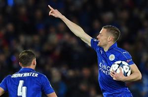 jamie vardy celebrate UCL