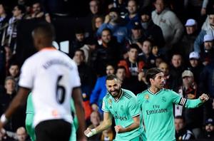 real madrid mestalla stadium celebrate