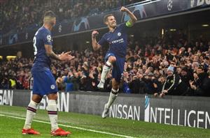 chelsea celebrate uefa