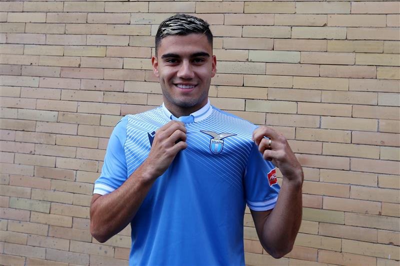 ROME, ITALY - OCTOBER 02:  SS Lazio new signing Andreas Pereira poses with the new jersey after the medical test at Paideia Hospital on October 2, 2020 in Rome, Italy.  (Photo by Paolo Bruno/Getty Images)