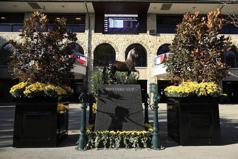 LEXINGTON, KENTUCKY - NOVEMBER 06: The second day of the 2020 Breeders Cup at Keeneland on November 06, 2020 in Lexington, Kentucky. (Photo by Andy Lyons/Getty Images)