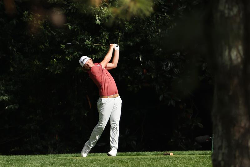 AUGUSTA, GEORGIA - NOVEMBER 15: Cameron Smith of Australia plays his shot from the 11th tee during the final round of the Masters at Augusta National Golf Club on November 15, 2020 in Augusta, Georgia. (Photo by Jamie Squire/Getty Images)