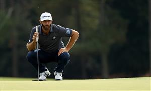 Dustin Johnson putts on the 18th green during the final round of the Masters at Augusta National Golf Club (Photo by Getty Images)