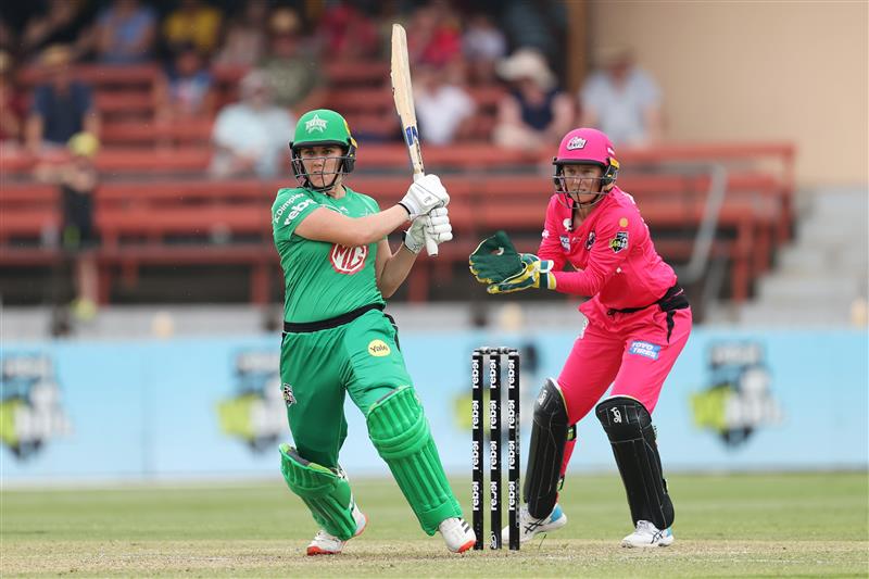SYDNEY, AUSTRALIA - NOVEMBER 22: Nat Scriver of the Stars bats during the Women's Big Bash League WBBL match between the Melbourne Stars and the Sydney Sixers at North Sydney Oval, on November 22, 2020, in Sydney, Australia. (Photo by Cameron Spencer/Getty Images)