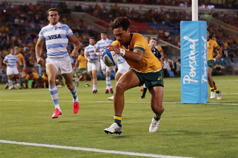 NEWCASTLE, AUSTRALIA - NOVEMBER 21: Jordan Petaia of the Wallabies touches down for a try that was later disallowed during the 2020 Tri-Nations match between the Australian Wallabies and the Argentina Pumas at McDonald Jones Stadium on November 21, 2020 in Newcastle, Australia. (Photo by Mark Metcalfe/Getty Images)