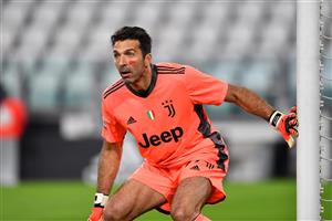 TURIN, ITALY - NOVEMBER 21: Gianluigi Buffon of Juventus F.C. looks on during the Serie A match between Juventus and Cagliari Calcio at Allianz Stadium on November 21, 2020 in Turin, Italy. Football Stadiums around Europe remain empty due to the Coronavirus Pandemic as Government social distancing laws prohibit fans inside venues resulting in fixtures being played behind closed doors. (Photo by Valerio Pennicino/Getty Images)