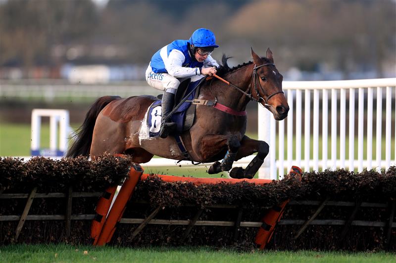 WETHERBY, UNITED KINGDOM - NOVEMBER 25: Gemirande ridden by jockey Charlie Deutsch clear a fence on the way to winning the Follow @racingtv On Twitter Novices' Hurdle (GBB Race) at Wetherby Racecourse on November 25, 2020 in Wetherby, England. (Photo by Mike Egerton - Pool/Getty Images)