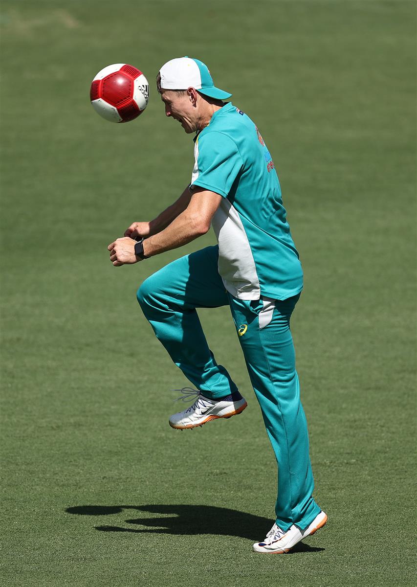 CANBERRA, AUSTRALIA - DECEMBER 01: Marnus Labuschagne of Australia trains during an Australian ODI nets session at Manuka Oval on December 01, 2020 in Canberra, Australia. (Photo by Ryan Pierse/Getty Images)