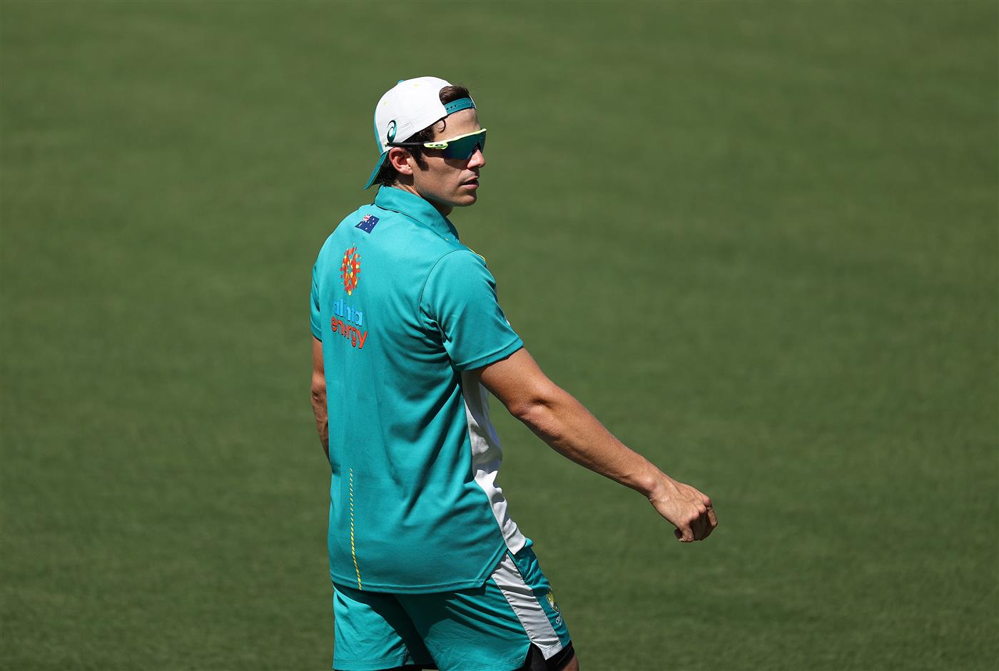 CANBERRA, AUSTRALIA - DECEMBER 01: Sean Abbott of Australia trains during an Australian ODI nets session at Manuka Oval on December 01, 2020 in Canberra, Australia. (Photo by Ryan Pierse/Getty Images)