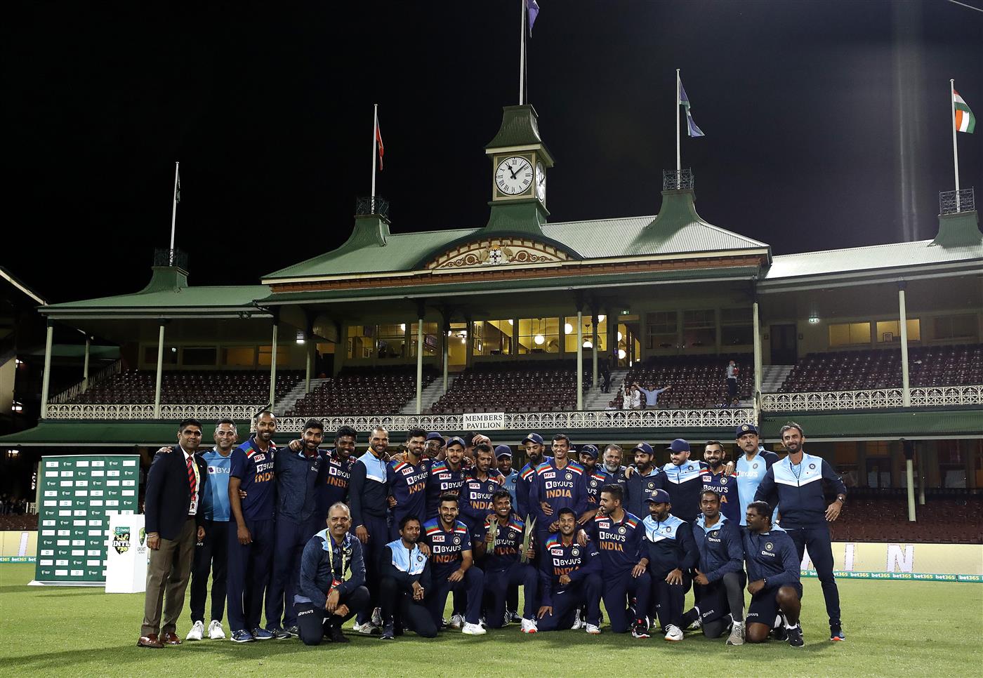 SYDNEY, AUSTRALIA - DECEMBER 08: India celebrate with the series trophy af game three of the Twenty20 International series between Australia and India at Sydney Cricket Ground on December 08, 2020 in Sydney, Australia. (Photo by Ryan Pierse/Getty Images)