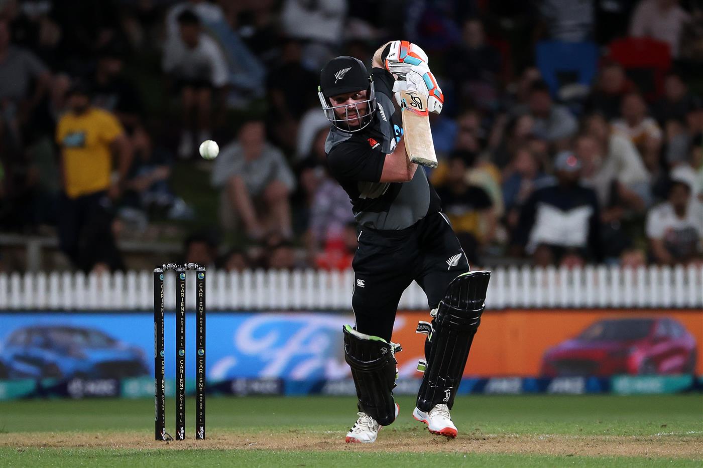 HAMILTON, NEW ZEALAND - DECEMBER 20: Tim Seifert of New Zealand takes a shot during game two of the International T20 series between New Zealand and Pakistan at Seddon Park on December 20, 2020 in Hamilton, New Zealand. (Photo by Fiona Goodall/Getty Images)