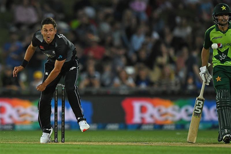 NAPIER, NEW ZEALAND - DECEMBER 22: Trent Boult of New Zealand bowls during the third game of the International T20 series between New Zealand and Pakistan at McLean Park on December 22, 2020 in Napier, New Zealand. (Photo by Kerry Marshall/Getty Images)