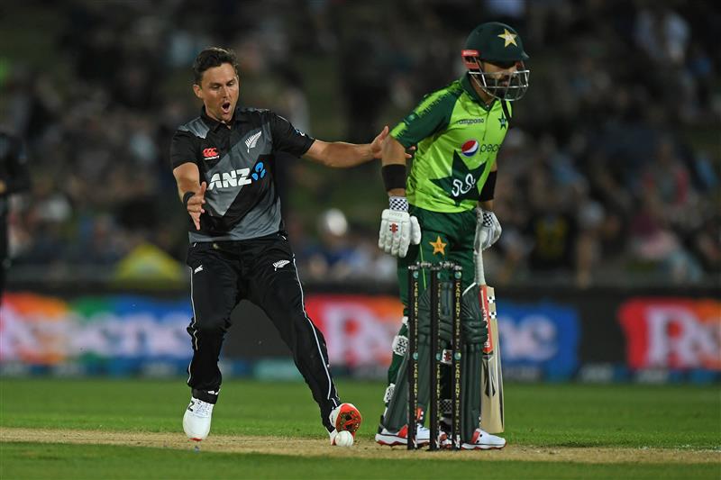 NAPIER, NEW ZEALAND - DECEMBER 22: Trent Boult of New Zealand in action during the third game of the International T20 series between New Zealand and Pakistan at McLean Park on December 22, 2020 in Napier, New Zealand. (Photo by Kerry Marshall/Getty Images)
