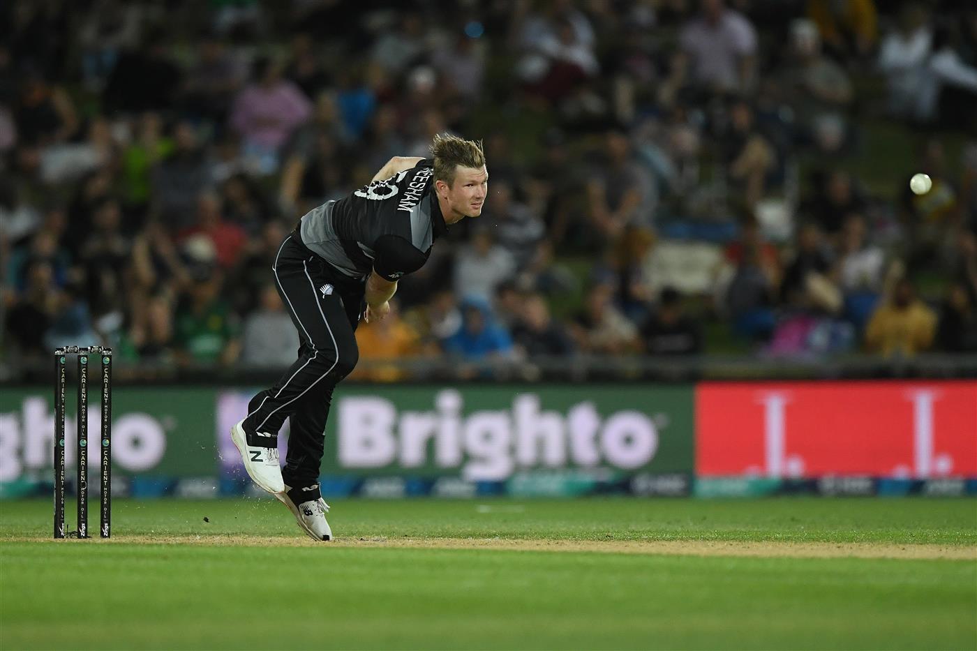 NAPIER, NEW ZEALAND - DECEMBER 22: Jimmy Neesham of New Zealand bowls during the third game of the International T20 series between New Zealand and Pakistan at McLean Park on December 22, 2020 in Napier, New Zealand. (Photo by Kerry Marshall/Getty Images)