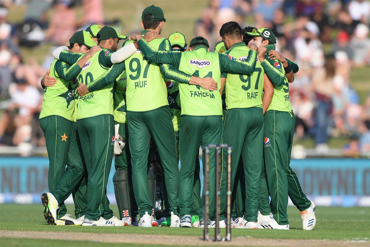 NAPIER, NEW ZEALAND - DECEMBER 22: Pakistan players celebrate a wicket during the third game of the International T20 series between New Zealand and Pakistan at McLean Park on December 22, 2020 in Napier, New Zealand. (Photo by Kerry Marshall/Getty Images)