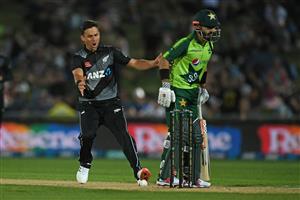 NAPIER, NEW ZEALAND - DECEMBER 22: Trent Boult of New Zealand in action during the third game of the International T20 series between New Zealand and Pakistan at McLean Park on December 22, 2020 in Napier, New Zealand. (Photo by Kerry Marshall/Getty Images)