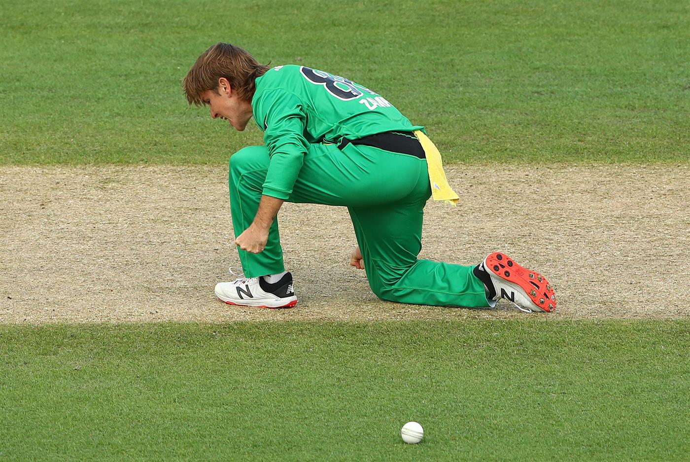 HOBART, AUSTRALIA - JANUARY 04: Adam Zampa of the Melbourne Stars celebrates taking the wicket of Dawid Malan of the Hurricanes during the Big Bash League match between the Melbourne Stars and the Hobart Hurricanes at Blundstone Arena, on January 04, 2021, in Hobart, Australia. (Photo by Robert Cianflone/Getty Images)