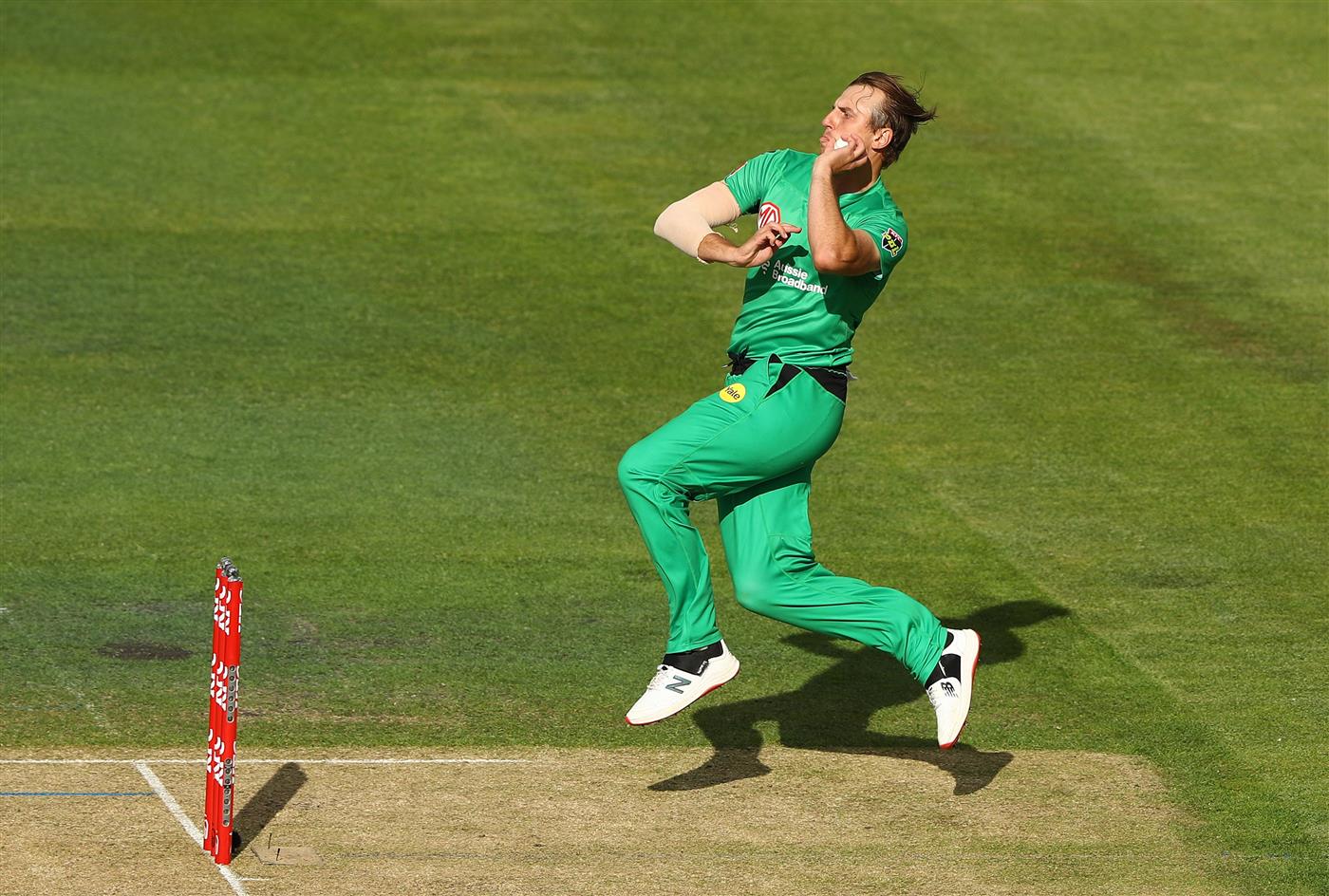 HOBART, AUSTRALIA - JANUARY 04: Sam Rainbird of the Melbourne Stars bowl during the Big Bash League match between the Melbourne Stars and the Hobart Hurricanes at Blundstone Arena, on January 04, 2021, in Hobart, Australia. (Photo by Robert Cianflone/Getty Images)