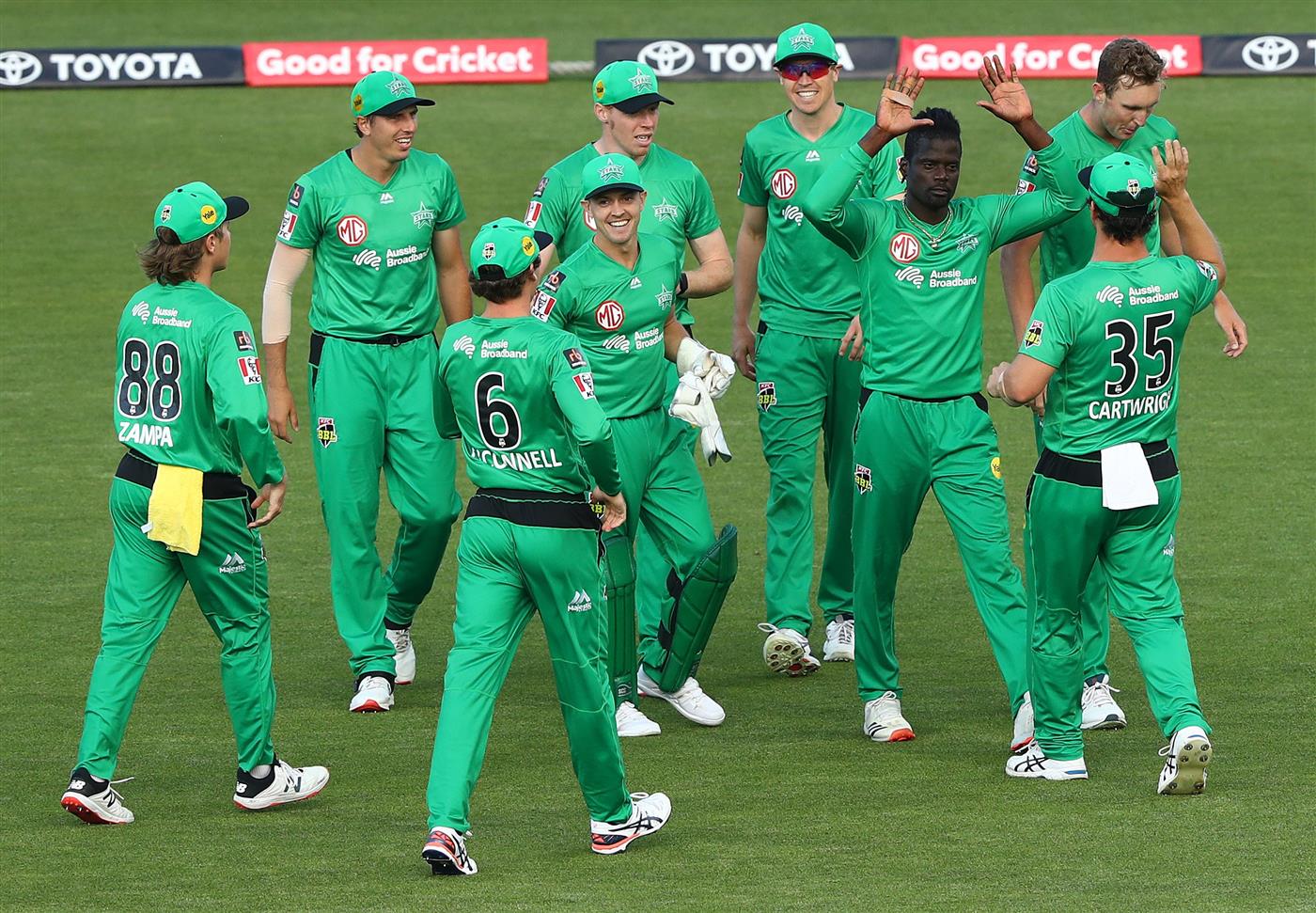 HOBART, AUSTRALIA - JANUARY 04: The Stars celebrate the wicket of Colin Ingram of the Hurricanes during the Big Bash League match between the Melbourne Stars and the Hobart Hurricanes at Blundstone Arena, on January 04, 2021, in Hobart, Australia. (Photo by Robert Cianflone/Getty Images)