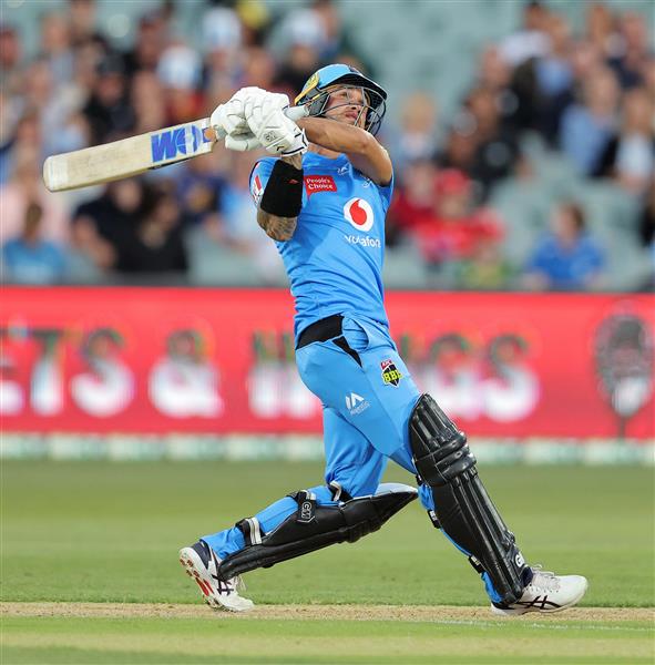 ADELAIDE, AUSTRALIA - JANUARY 05:  Jake Weatherald of the Adelaide Strikersbats during the Big Bash League match between the Melbourne Renegades and the Adelaide Strikers at Adelaide Oval, on January 05, 2021, in Adelaide, Australia. (Photo by Daniel Kalisz/Getty Images)