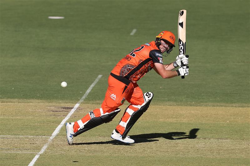 PERTH, AUSTRALIA - JANUARY 06: Colin Munro of the Scorchers bats during the Big Bash League match between the Perth Scorchers and the Sydney Sixers at Optus Stadium, on January 06, 2021, in Perth, Australia. (Photo by Paul Kane/Getty Images)