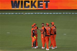 PERTH, AUSTRALIA - JANUARY 06: Andrew Tye of the Scorchers celebrates the wicket of Daniel Hughes of the Sixers during the Big Bash League match between the Perth Scorchers and the Sydney Sixers at Optus Stadium, on January 06, 2021, in Perth, Australia. (Photo by Paul Kane/Getty Images)