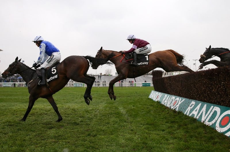 Aintree Bowl Live Stream - Watch the Aintree race live