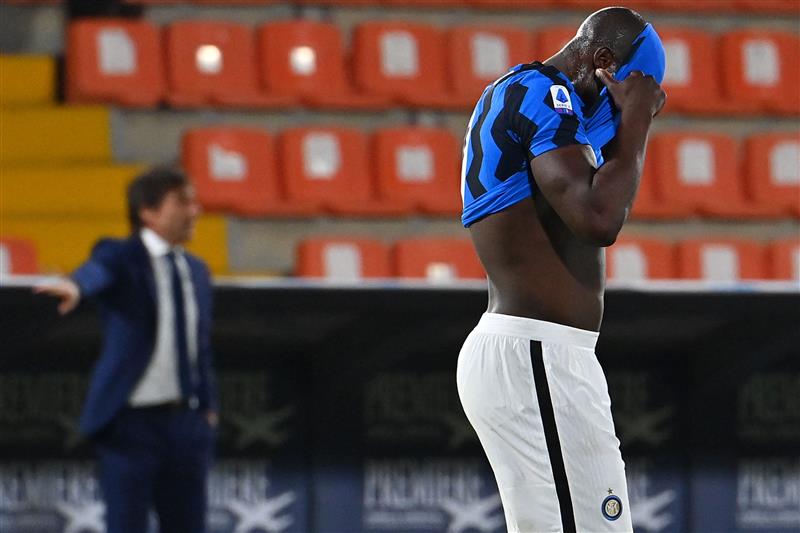 Inter Milan's Belgian forward Romelu Lukaku reacts during the Italian Serie A football match Spezia vs Inter Milan on April 21, 2021 at the Alberto-Picco stadium in La Spezia. (Getty Images)