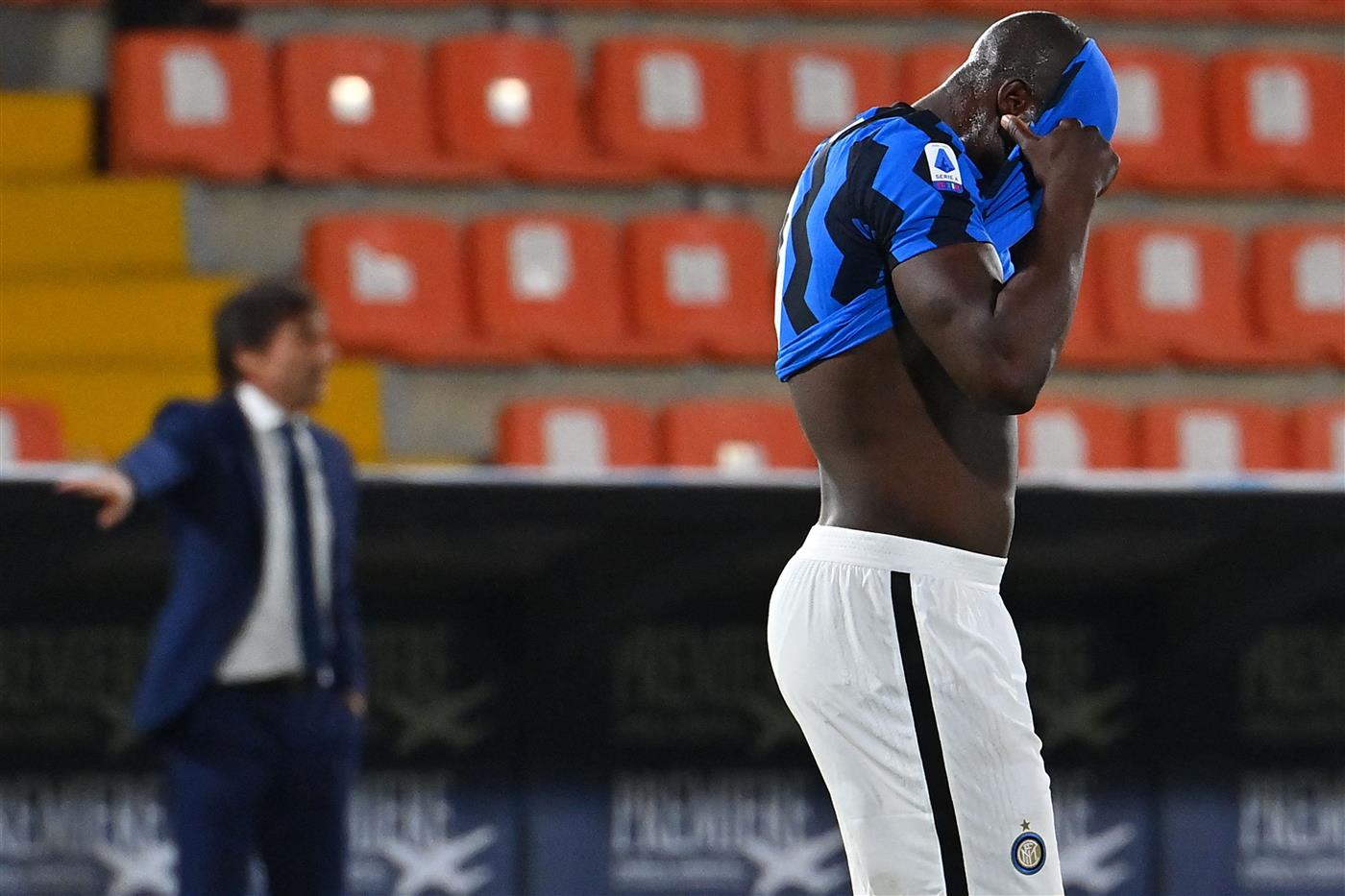 Inter Milan's Belgian forward Romelu Lukaku reacts during the Italian Serie A football match Spezia vs Inter Milan on April 21, 2021 at the Alberto-Picco stadium in La Spezia. (Getty Images)