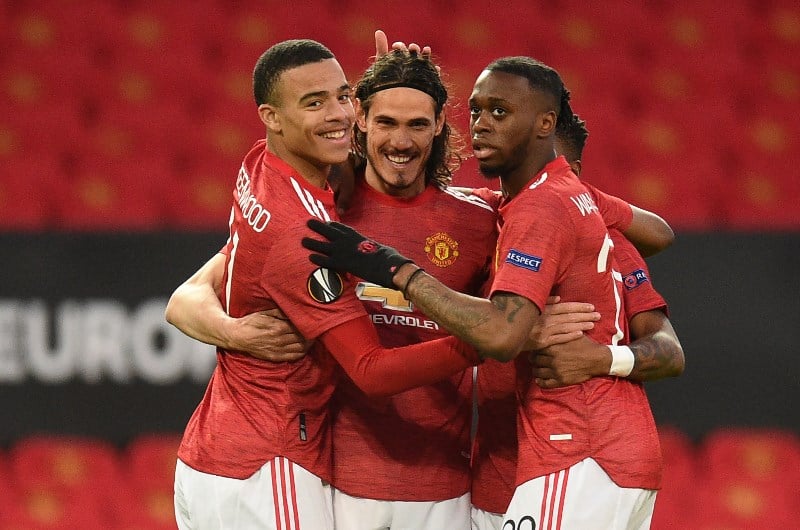 Man United celebrate trafford uefa
