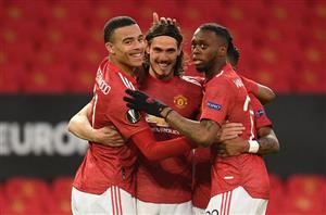 Man United celebrate trafford uefa