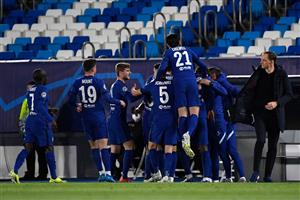 Chelsea's players celebrate their opening goal scored by Chelsea's American midfielder Christian Pulisic during the UEFA Champions League semi-final first leg football match between Real Madrid and Chelsea at the Alfredo di Stefano stadium in Valdebebas, on the outskirts of Madrid, on April 27, 2021. (Getty Images)