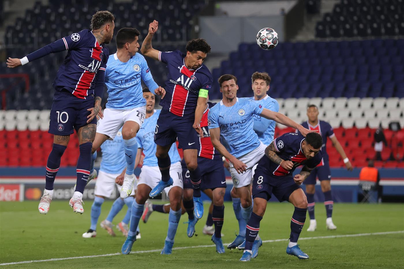 PARIS, FRANCE - APRIL 28: Marquinhos of Paris Saint-Germain scores their side's first goal during the UEFA Champions League Semi Final First Leg match between Paris Saint-Germain and Manchester City  at Parc des Princes on April 28, 2021 in Paris, France. (Getty Images)