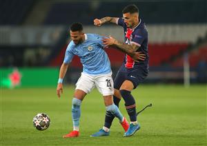 PARIS, FRANCE - APRIL 28: Riyad Mahrez of Manchester City battles for possession with Leandro Paredes of Paris Saint-Germain during the UEFA Champions League Semi Final First Leg match between Paris Saint-Germain and Manchester City at Parc des Princes on April 28, 2021 in Paris, France. (Getty Images)