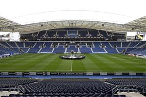 PORTO, PORTUGAL - FEBRUARY 27: A general view inside the stadium prior to the UEFA Europa League round of 32 second leg match between FC Porto and Bayer 04 Leverkusen at Estadio do Dragao on February 27, 2020 in Porto, Portugal. (Getty Images)