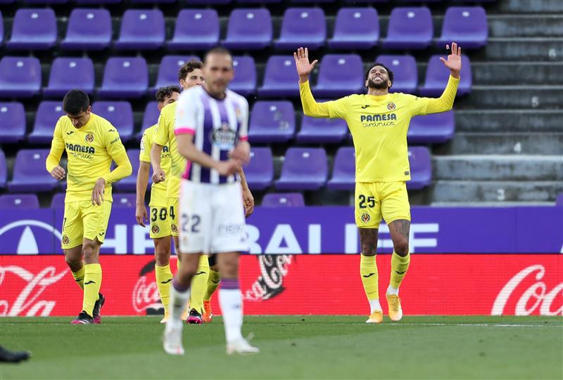 VALLADOLID, SPAIN - MAY 13: Etienne Capoue of Villarreal CF celebrates after scoring their side's second goal during the La Liga Santander match between Real Valladolid CF and Villarreal CF at Estadio Municipal Jose Zorrilla on May 13, 2021 in Valladolid, Spain. (Getty Images)