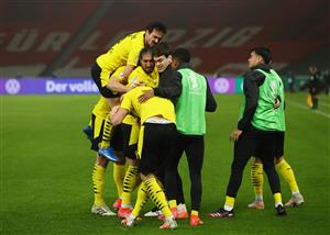 BERLIN, GERMANY - MAY 13: Erling Haaland of Borussia Dortmund celebrates his team's fourth goal with teammates during the DFB Cup final match between RB Leipzig and Borussia Dortmund at Olympic Stadium on May 13, 2021 in Berlin, Germany. (Getty Images)
