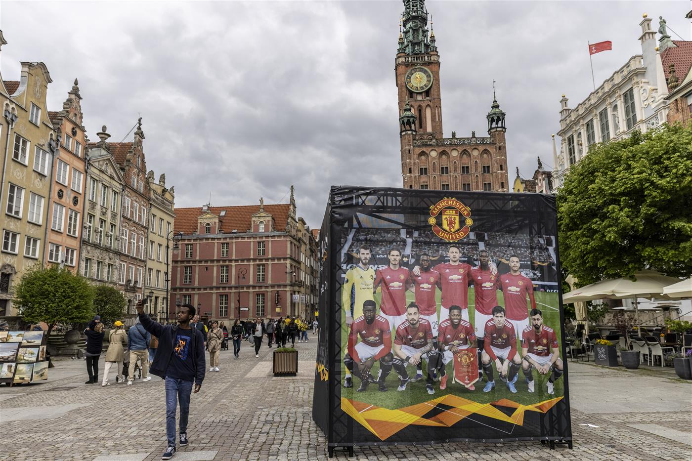 GDANSK, POLAND - MAY 26: Team photo of Manchester United is displayed in Old Town prior the UEFA Europa League Final between Villarreal CF and Manchester United on May 26, 2021 in Gdansk, Poland. (Getty Images)