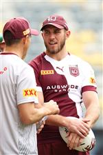 TOWNSVILLE, AUSTRALIA - JUNE 08: Kurt Capewell speaks to a member of the team staff during a Queensland Maroons State of Origin training session at Queensland Country Bank Stadium on June 08, 2021 in Townsville, Australia. (Photo by Mark Kolbe/Getty Images)