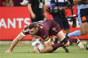TOWNSVILLE, AUSTRALIA - JUNE 09: Kurt Capewell of the Maroons scores a try during game one of the 2021 State of Origin series between the New South Wales Blues and the Queensland Maroons at Queensland Country Bank Stadium on June 09, 2021 in Townsville, Australia. (Photo by Ian Hitchcock/Getty Images)