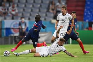 MUNICH, GERMANY - JUNE 15: N'Golo Kante of France is challenged by Toni Kroos of Germany during the UEFA Euro 2020 Championship Group F match between France and Germany at Football Arena Munich on June 15, 2021 in Munich, Germany. (Getty Images)
