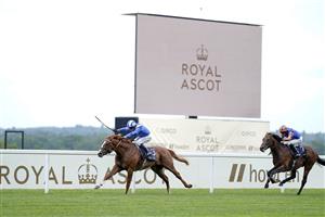 ASCOT, ENGLAND - JUNE 17: Jim Crowley riding Mohaafeth win The Hampton Court Stakes on Day Three of the Royal Ascot Meeting at Ascot Racecourse on June 17, 2021 in Ascot, England. A total of twelve thousand racegoers made up of owners and the public are permitted to attend the meeting due to it being an Events Research Programme (ERP) set up by the Government due to the Coronavirus pandemic. (Photo by Alan Crowhurst/Getty Images)