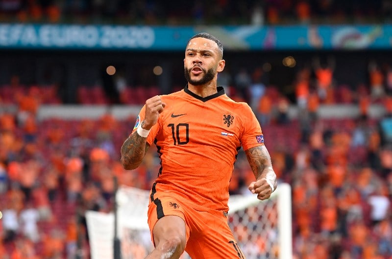 Memphis Depay celebrate