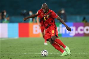 SEVILLE, SPAIN - JUNE 27: Romelu Lukaku of Belgium runs with the ball during the UEFA Euro 2020 Championship Round of 16 match between Belgium and Portugal at Estadio La Cartuja on June 27, 2021 in Seville, Spain. (Getty Images)