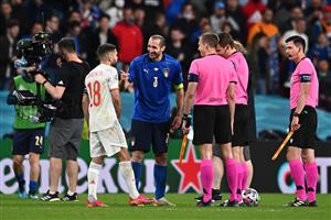 LONDON, ENGLAND - JULY 06: Giorgio Chiellini of Italy interacts with Jordi Alba of Spain during the UEFA Euro 2020 Championship Semi-final match between Italy and Spain at Wembley Stadium on July 06, 2021 in London, England. (Getty Images)
