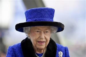 ASCOT, ENGLAND - OCTOBER 16: Queen Elizabet II during the Qipco British Champions Day at Ascot Racecourse on October 16, 2021 in Ascot, England. (Photo by Alan Crowhurst/Getty Images)