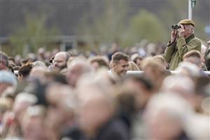CHELTENHAM, ENGLAND - OCTOBER 22: Watching the action at Cheltenham Racecourse on October 22, 2021 in Cheltenham, England. (Photo by Alan Crowhurst/Getty Images)